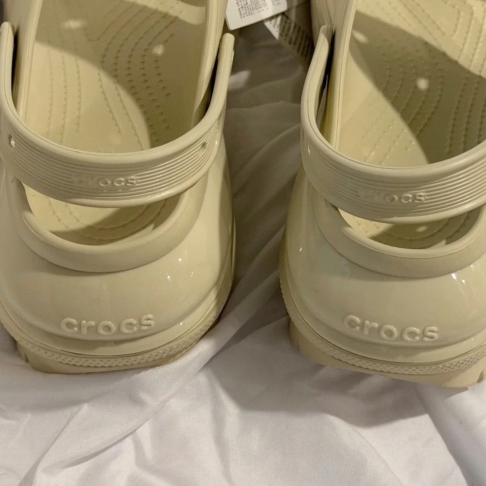 Crocs Mega Crush Sandal Bone Platform‎ Wedge W11 M9 Beige NEW Resortwear 106-05
